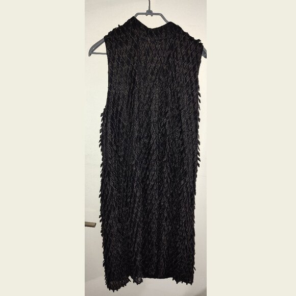 Textured Lace Overlay Dress - Picture 6 of 8